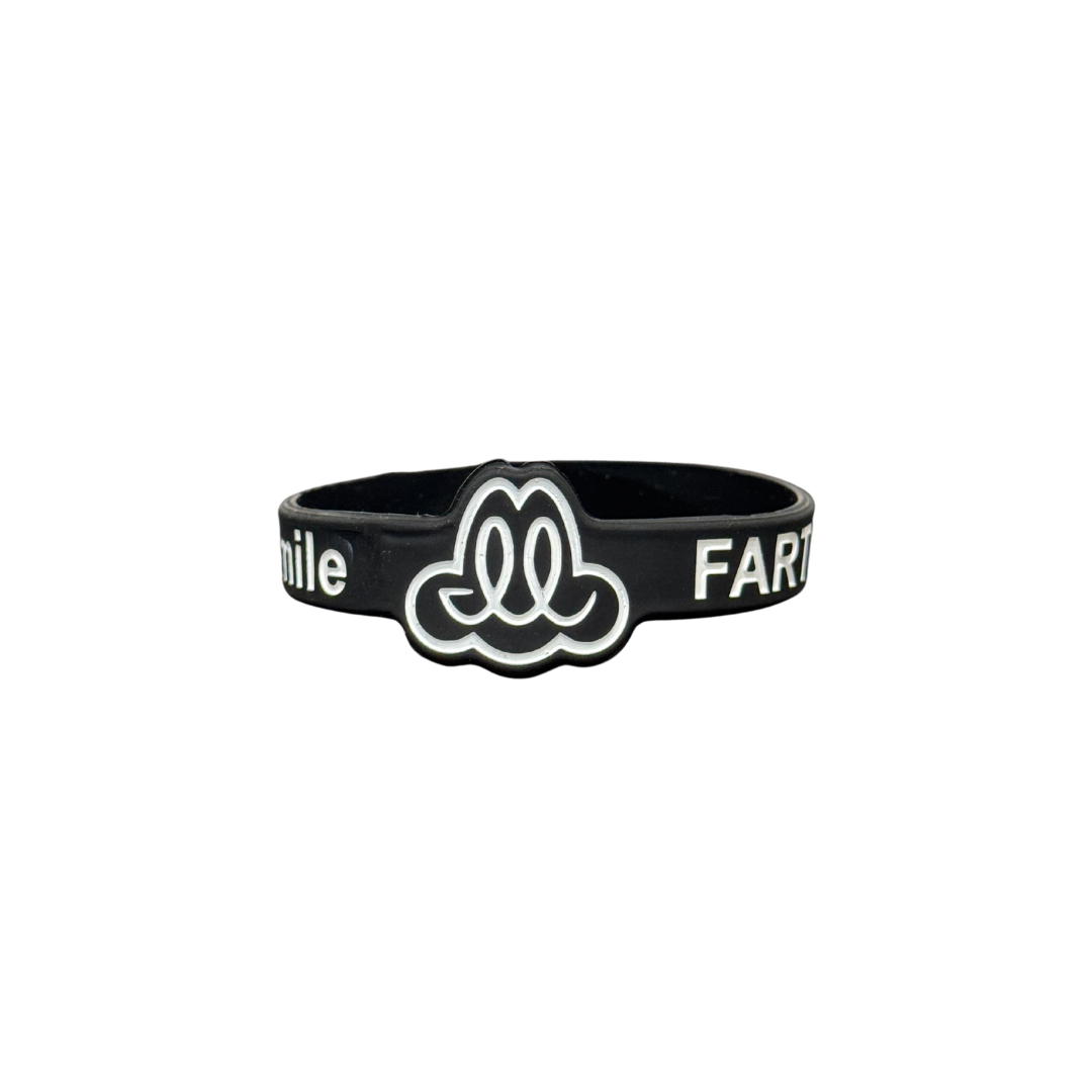 FARTS-black-white-wristband-1-gratitude-be-happy-daily-reminder